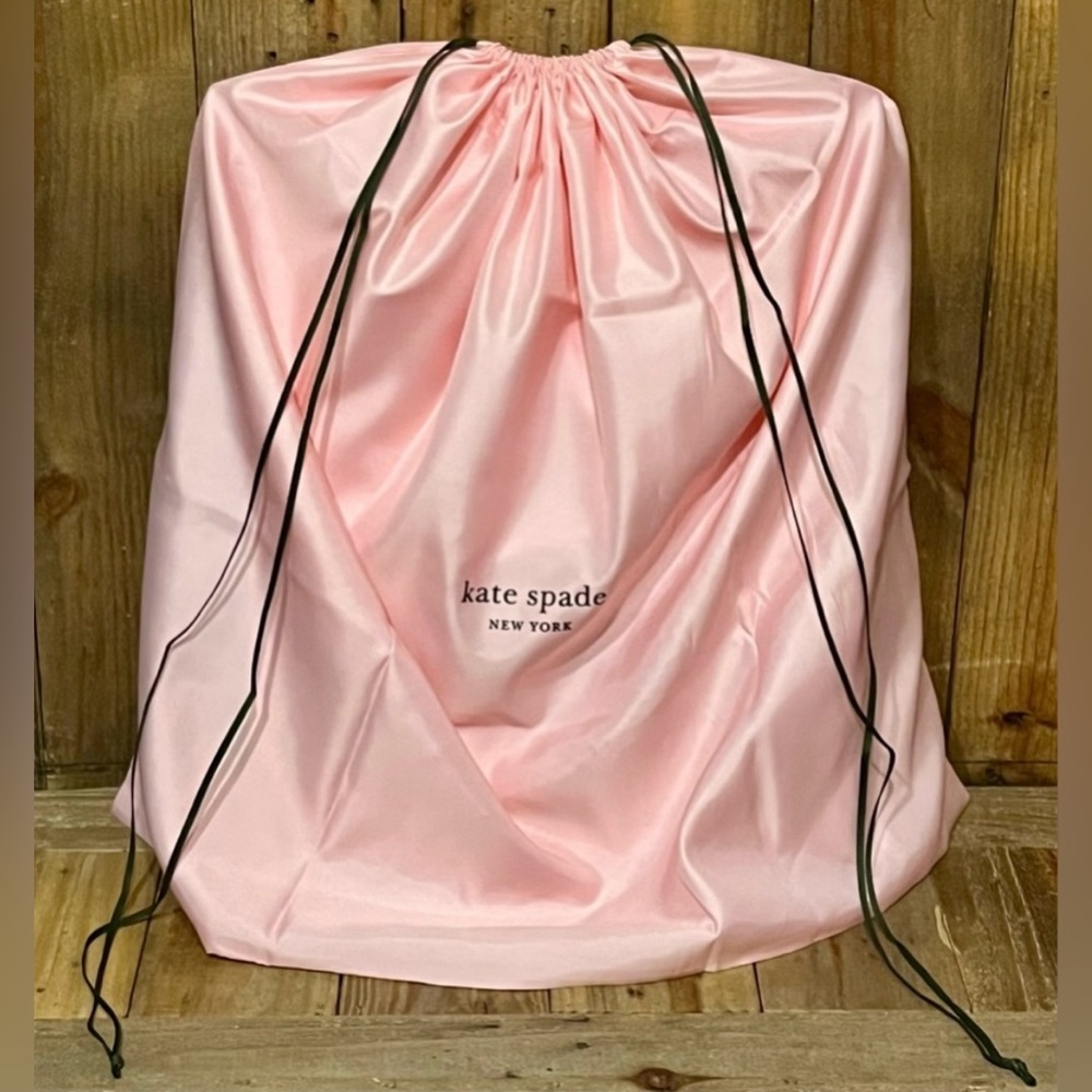 kate spade. 4 Piece Set: Poppy Tote with Free Wallet, Dust Bag & Scarf. NEW! - Picture 15 of 16